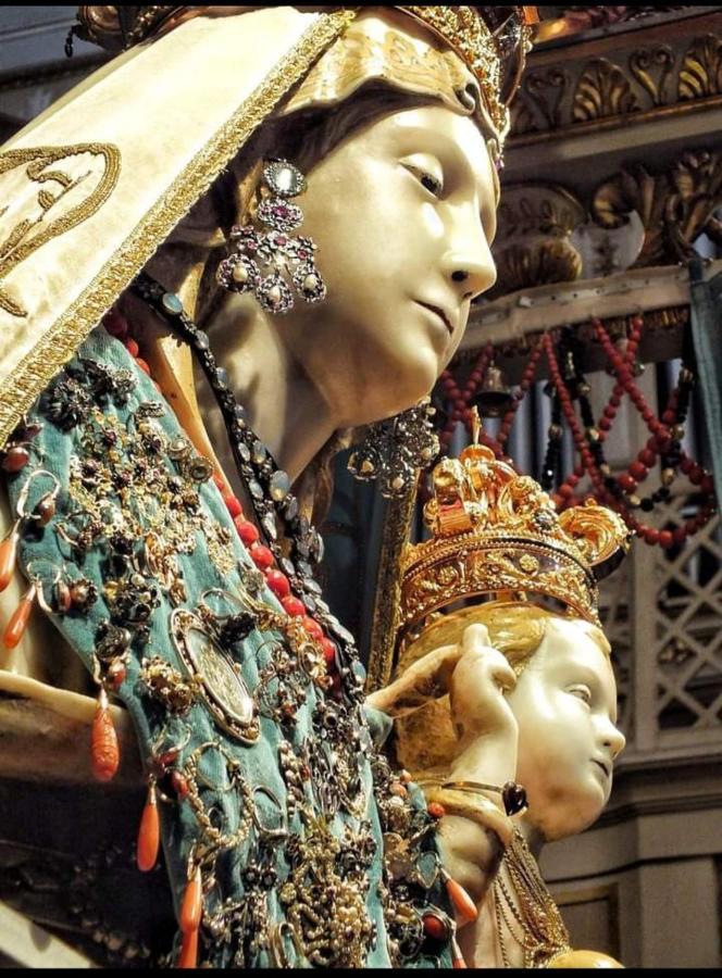 La Corte Di Angelica Шака Екстериор снимка