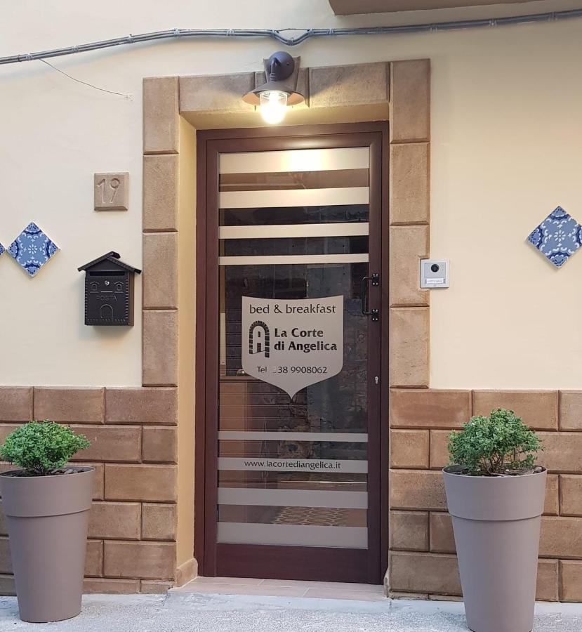 La Corte Di Angelica Шака Екстериор снимка